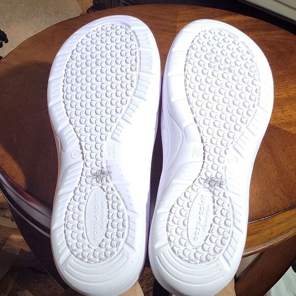 BRAND NEW MARTHA STEWART TGARDEN SLIP-ON RESISTANT CLOGS - Picture 8 of 16